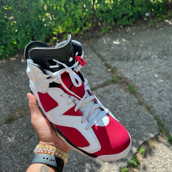 Carmine 6s - Picture 3 of 8